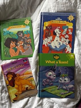 Bundle of 4 Disney Kids’ Books - Jungle Book 101 Dalmatians Bug’s Life Lion King